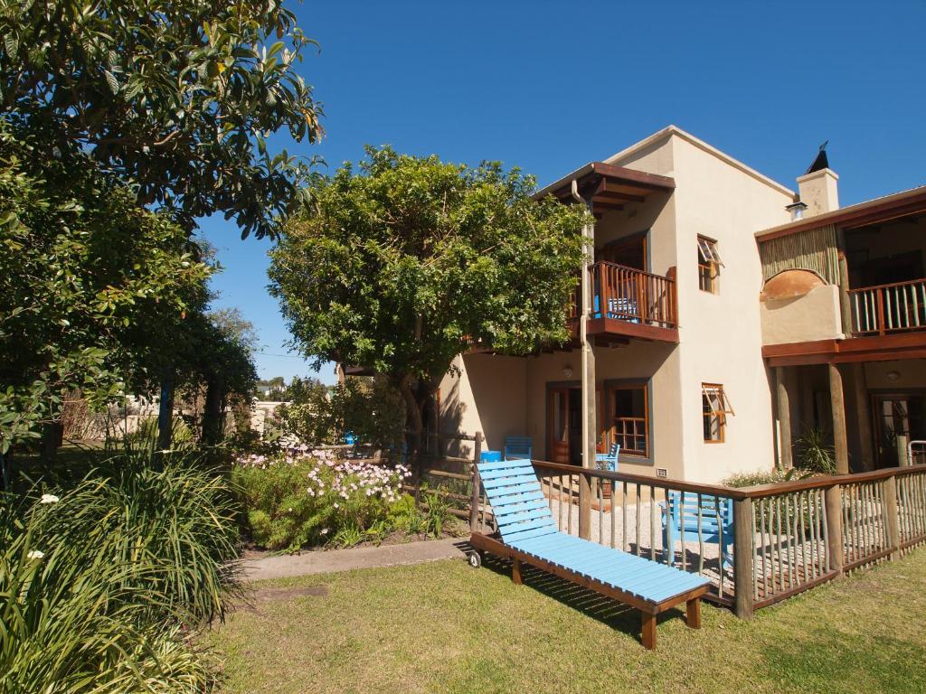 At The Woods Guest House Stormsrivier Exterior photo
